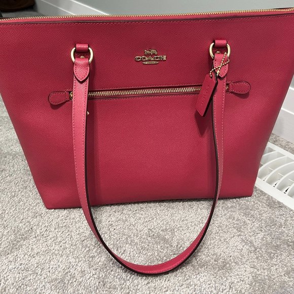 PERFECT SUMMER TOTE - Picture 1 of 6